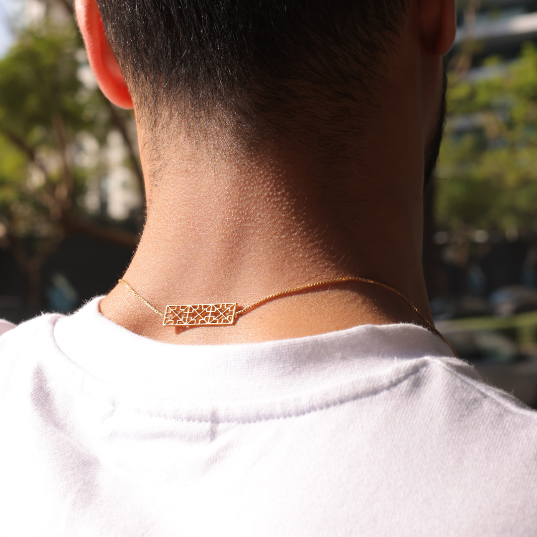 ONYX SHIELD NECKLACE 18K Gold Vermeil — view 7