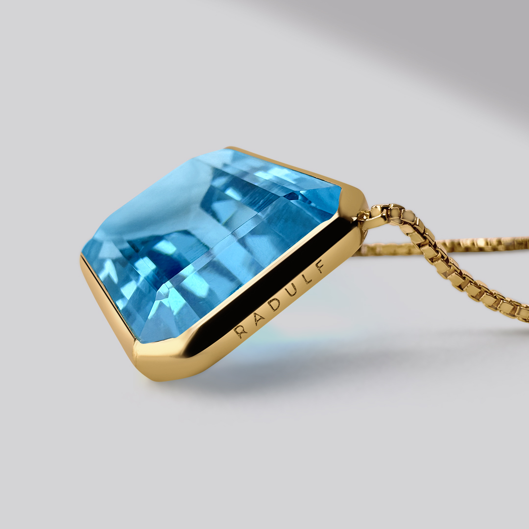 TOPAZ BREEZE NECKLACE 18K Gold Vermeil — close-up