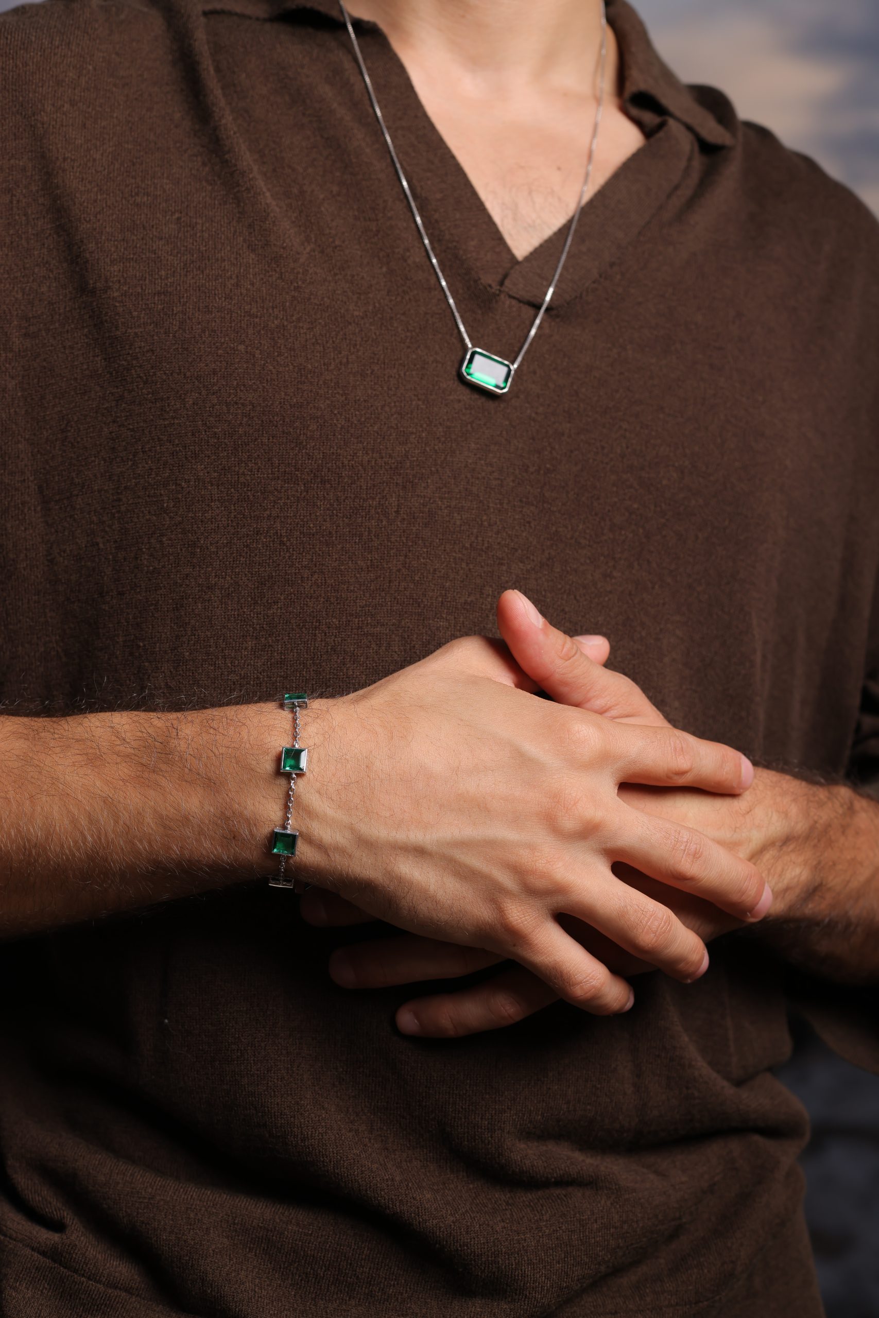 EMERALD BLOOM BRACELET Sterling Silver — detail shot