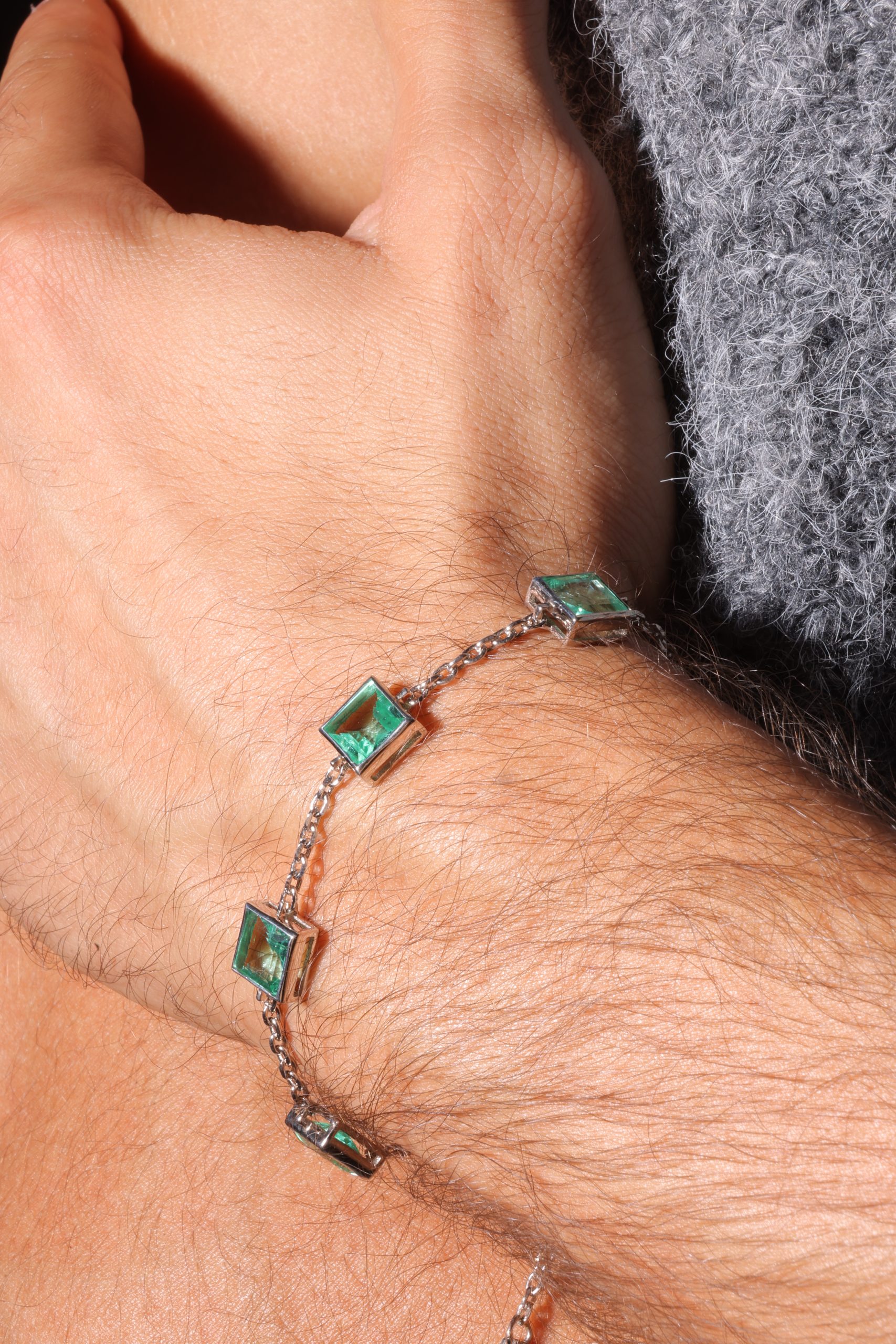 PARAÍBA FLOW BRACELET Sterling Silver — on model