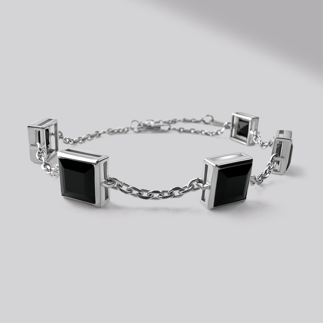 ONYX SHIELD BRACELET Sterling Silver — close-up