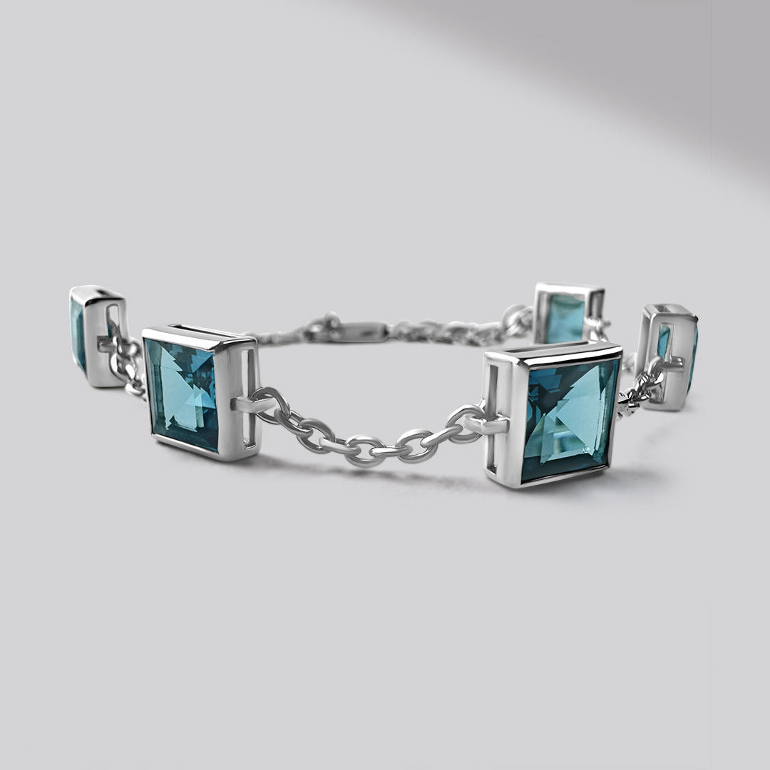 TOPAZ FLAME BRACELET Sterling Silver — close-up