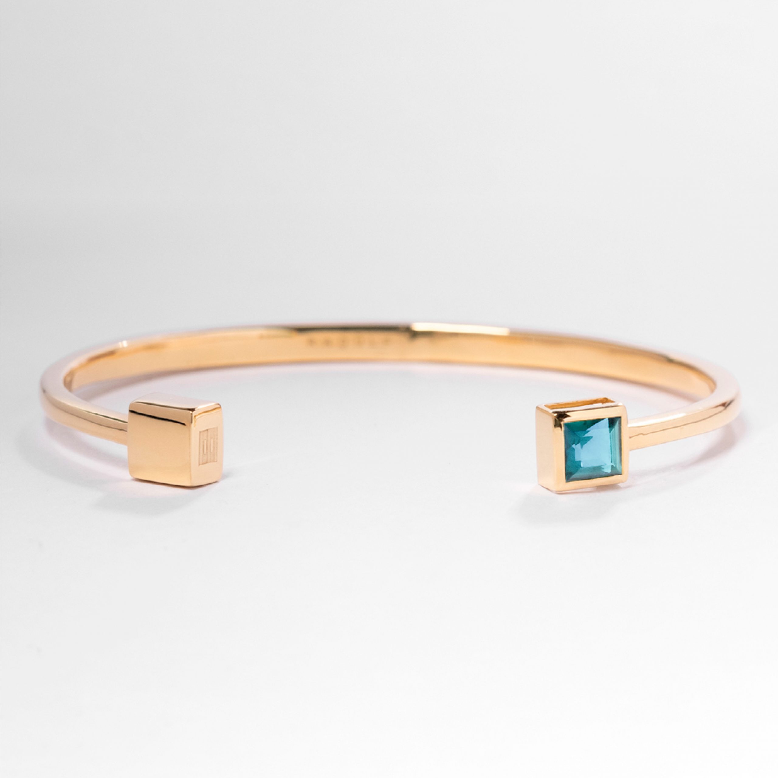 Swiss Blue Topaz bangle 18K Gold Vermeil — main view