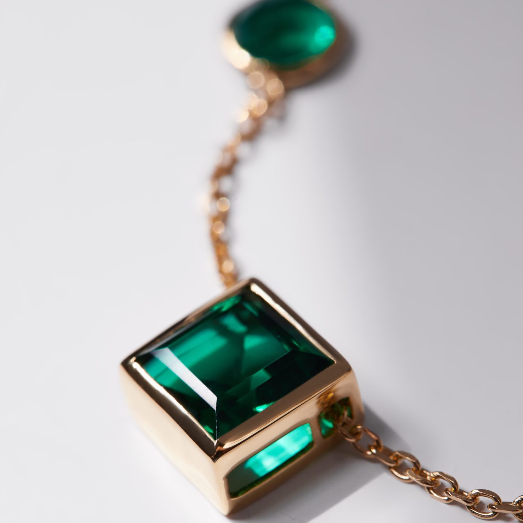 Bogota Emerald 18K Solid Gold — main view