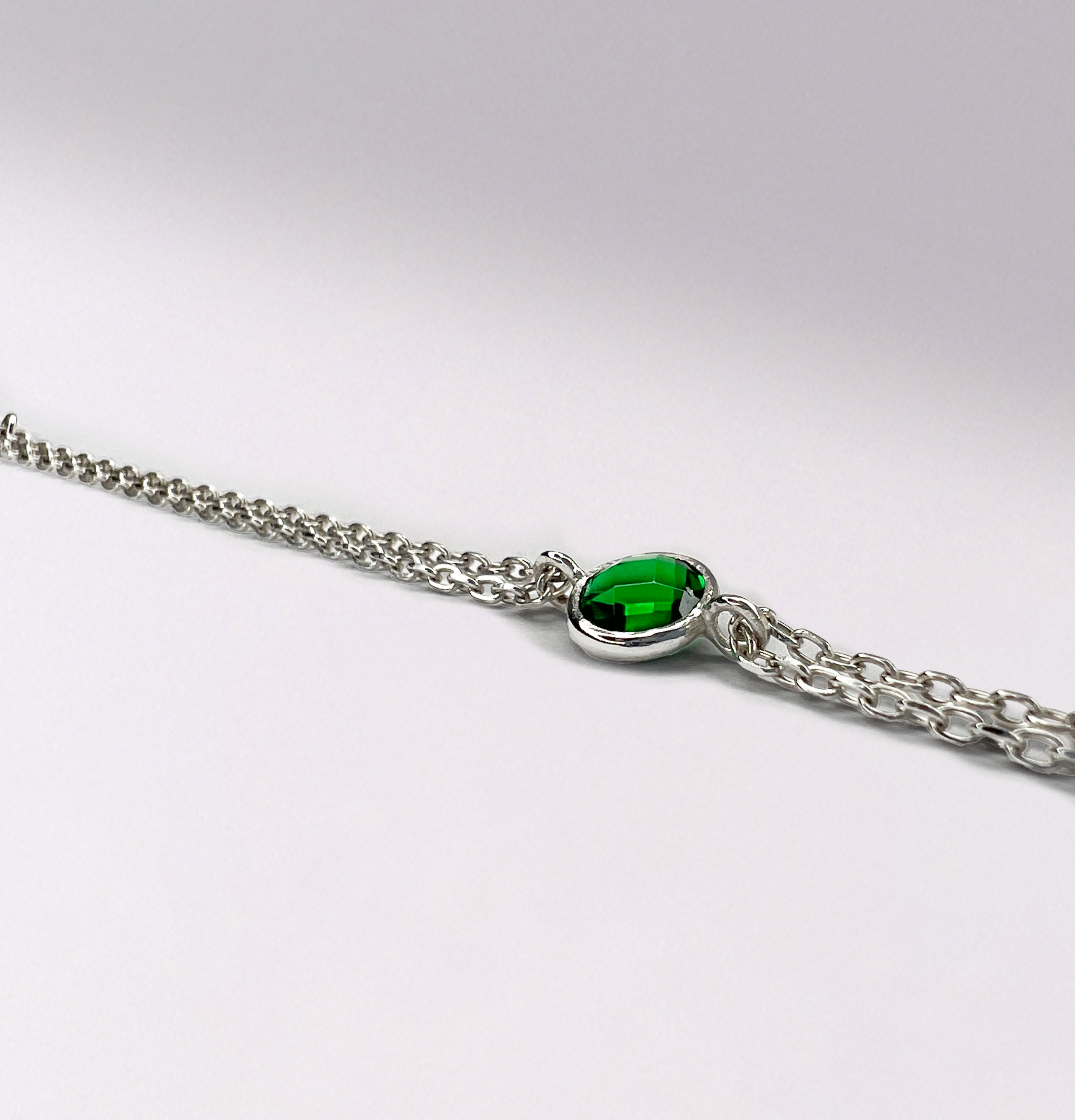 Bogota Emerald Bracelet Sterling Silver — close-up